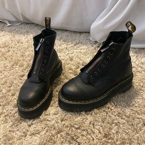 Womens Dr. Martens Sinclair Platform Boot - Black